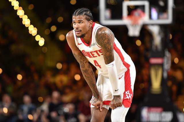 格林成负资产？太阳要找第三方，火箭给出底价，杜兰特闹剧要结束