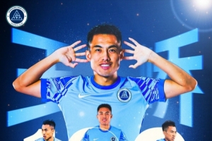 星空体育中国-今日对阵上海海港，王峤完成了代表俱乐部出战联赛百场的里程碑！