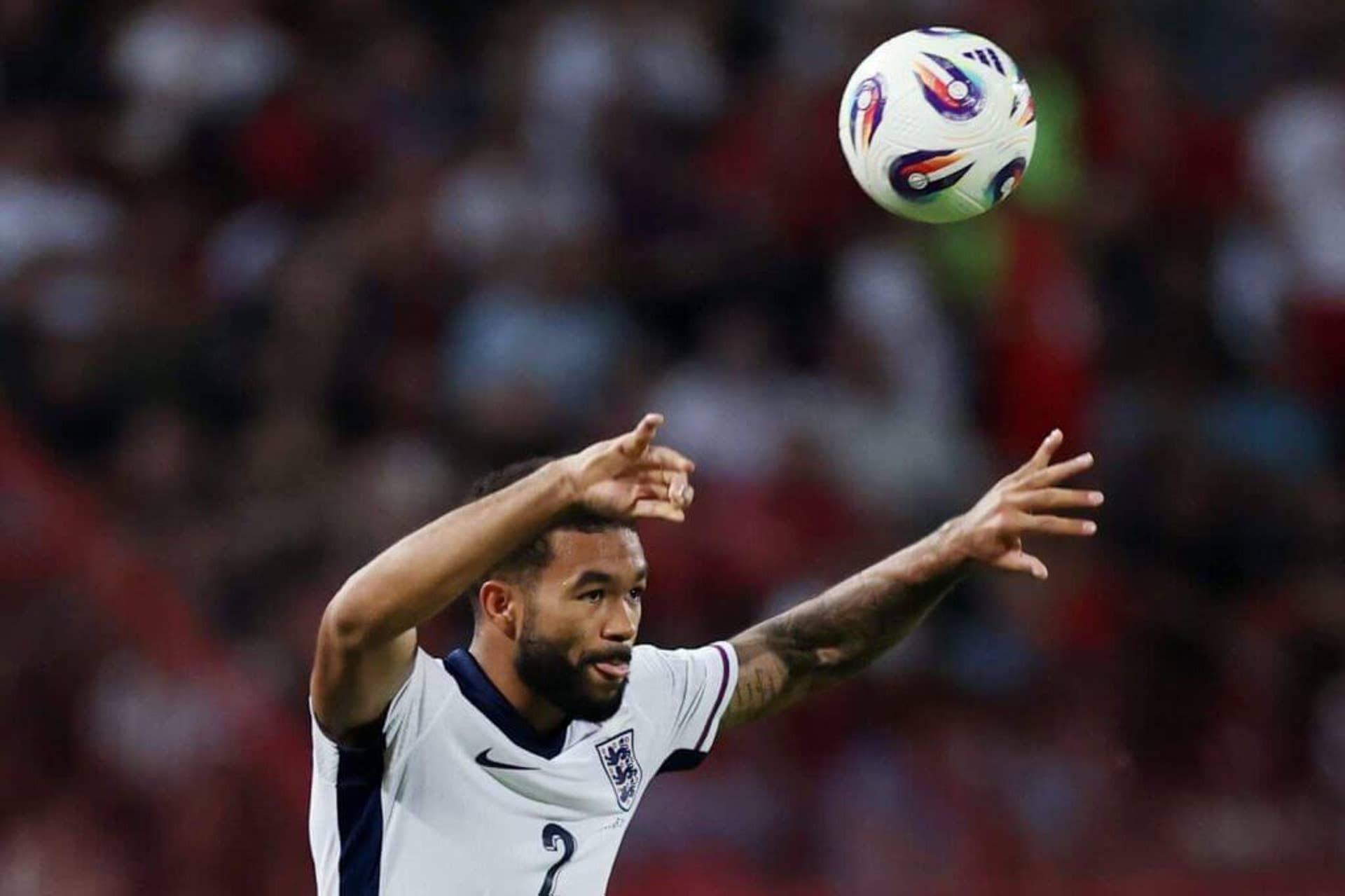 星空体育官网下载入口-TA：英超已重新流行大力界外球，英格兰备战世界杯重视该战术