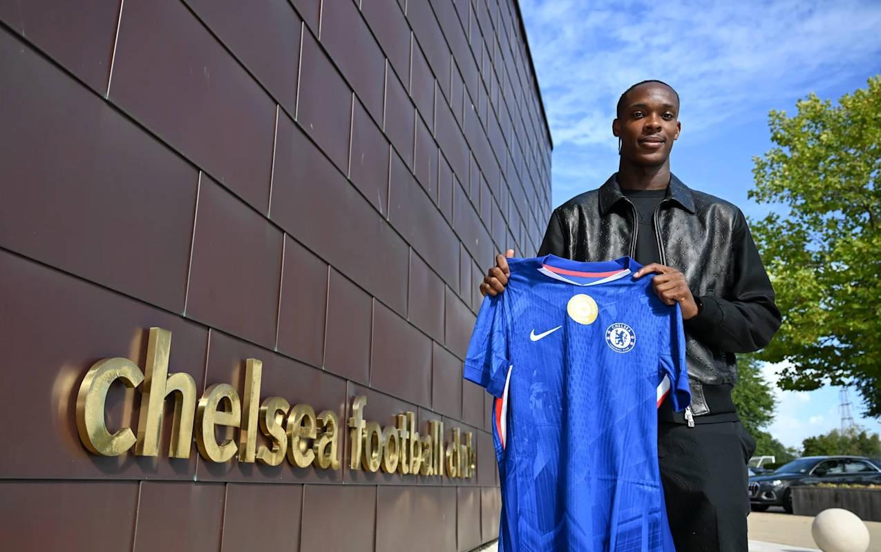 星空体育中国-官方：切尔西签下斯特拉斯堡前锋埃梅加，球员将在明夏加盟