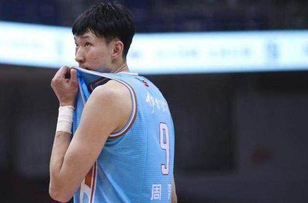 星空体育官网-【观察】周琦决意死磕到底 争议再度升级该如何收场