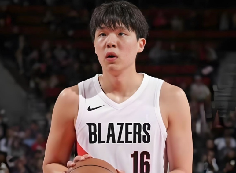 星空体育中国-杨瀚森官宣下放发展联盟：因伤缺席混音比赛 背部酸痛+长途返程